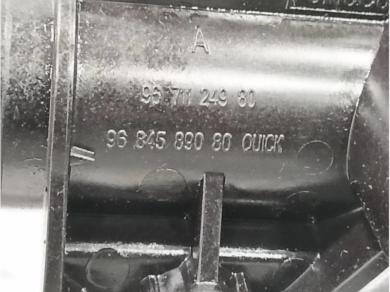 Recambio de tubo para peugeot expert furgon referencia OEM IAM 9684589080  