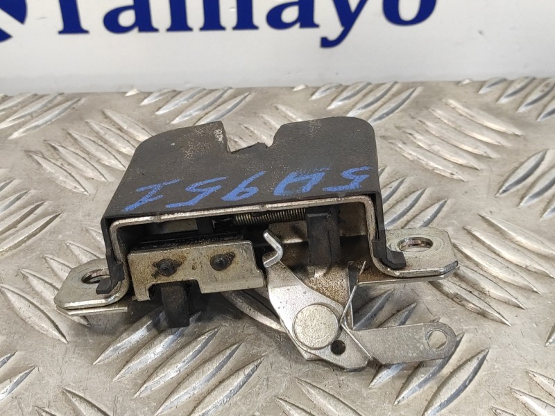 Recambio de cerradura maletero / porton para seat ibiza (6l1) 1.9 tdi referencia OEM IAM 6L6827505A  