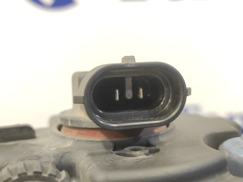 Recambio de faro antiniebla izquierdo para ford fiesta (cb1) 1.4 tdci cat referencia OEM IAM 89204003  