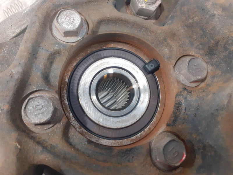 Recambio de mangueta trasera izquierda para mitsubishi outlander (cw0) 2.0 di-d cat referencia OEM IAM   
