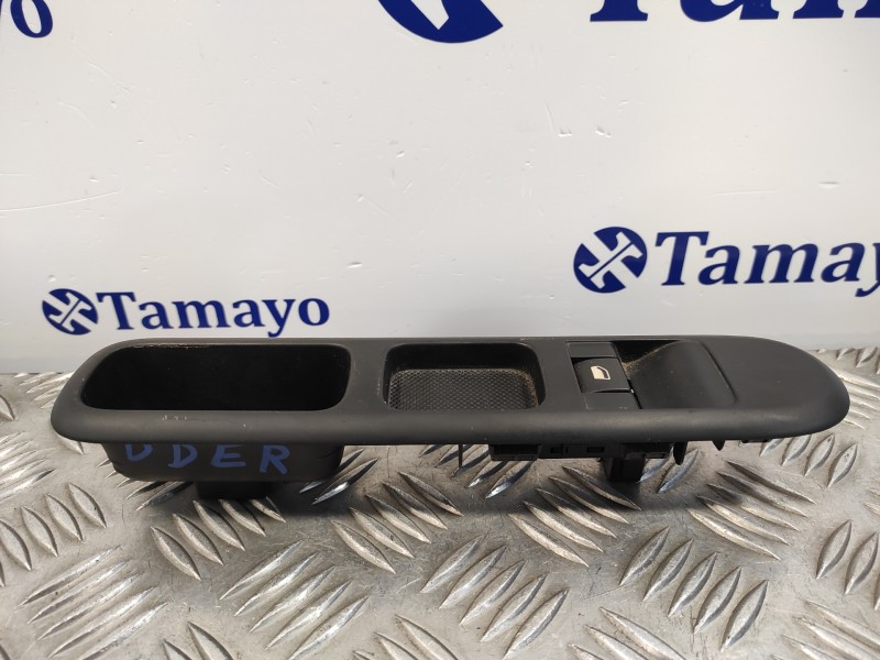 Recambio de mando elevalunas delantero derecho para peugeot 3008 1.6 16v referencia OEM IAM 96650618ZD  96662297ZD