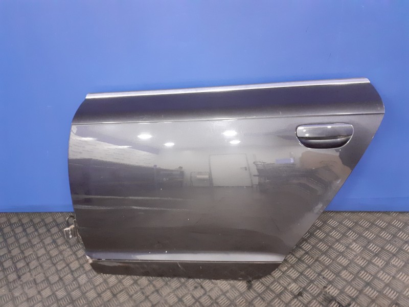 Recambio de puerta trasera izquierda para audi a6 berlina (4f2) 4.2 v8 40v referencia OEM IAM   
