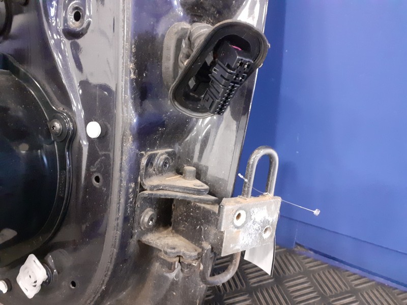 Recambio de puerta trasera izquierda para audi a6 berlina (4f2) 4.2 v8 40v referencia OEM IAM   