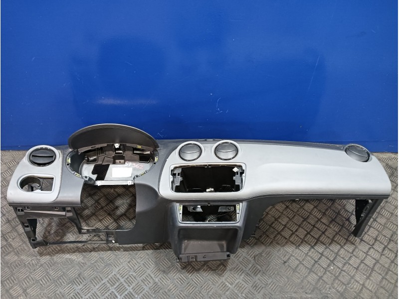 Recambio de salpicadero para seat ibiza (6j5) 1.6 tdi referencia OEM IAM 6J1857067A  