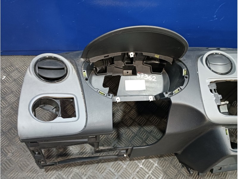 Recambio de salpicadero para seat ibiza (6j5) 1.6 tdi referencia OEM IAM 6J1857067A  