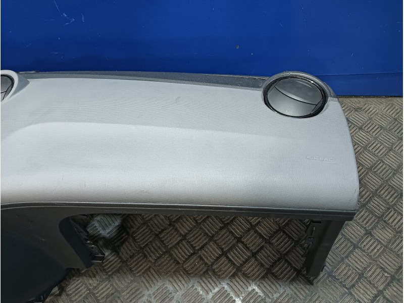 Recambio de salpicadero para seat ibiza (6j5) 1.6 tdi referencia OEM IAM 6J1857067A  