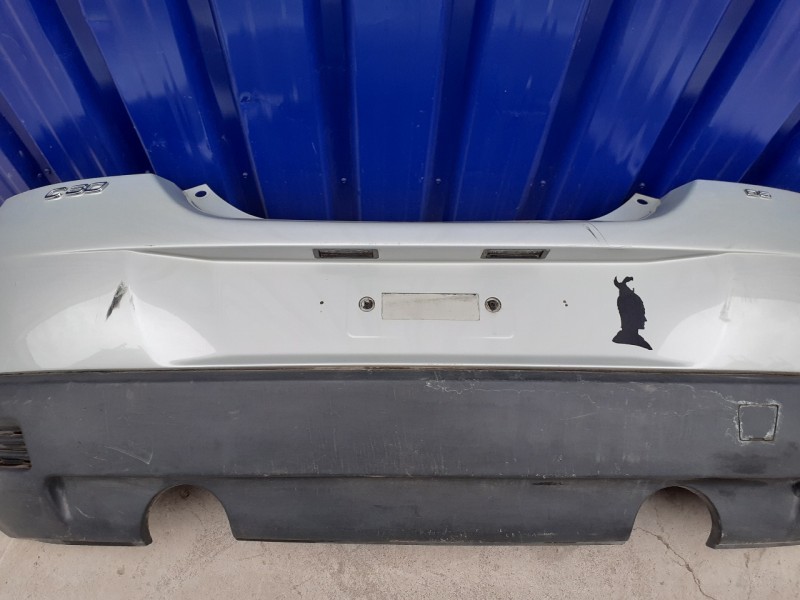 Recambio de paragolpes trasero para volvo c30 d5 r-design referencia OEM IAM 30657208  