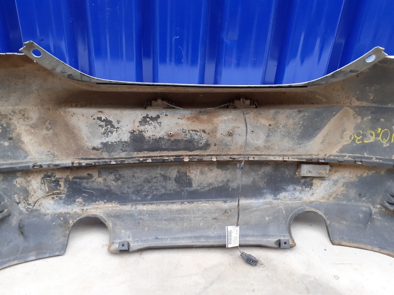 Recambio de paragolpes trasero para volvo c30 d5 r-design referencia OEM IAM 30657208  