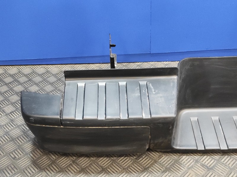 Recambio de paragolpes trasero para isuzu d-max referencia OEM IAM   