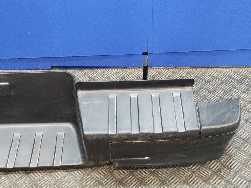 Recambio de paragolpes trasero para isuzu d-max referencia OEM IAM   