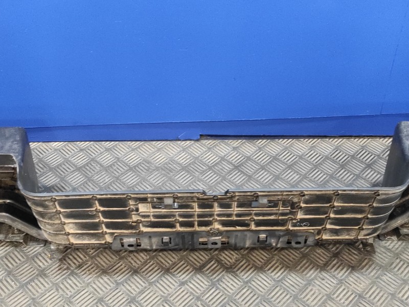 Recambio de paragolpes trasero para isuzu d-max referencia OEM IAM   