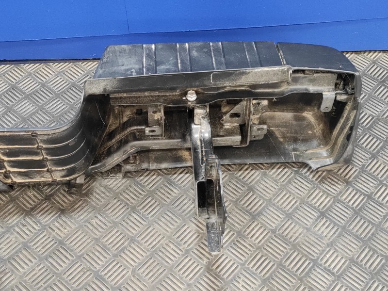 Recambio de paragolpes trasero para isuzu d-max referencia OEM IAM   