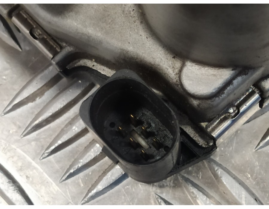 Recambio de caja mariposa para opel vivaro caja abierta (07.2006 =>) 2.0 16v cdti referencia OEM IAM 8200330810F 0281002681 H820