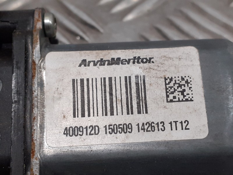 Recambio de elevalunas delantero derecho para peugeot 207 1.6 16v hdi referencia OEM IAM 400912D  9681182280