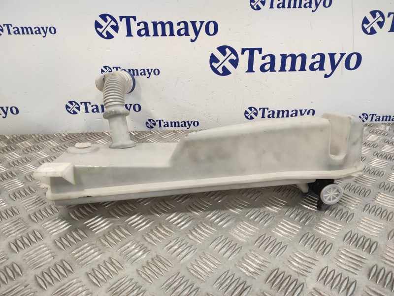 Recambio de deposito limpia para toyota proace referencia OEM IAM A2C96222700 9809803680 A2C96223200