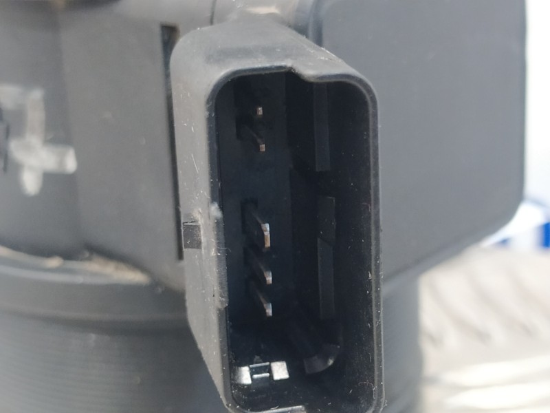 Recambio de caudalimetro para dacia sandero básico referencia OEM IAM 9628336380  5WK9623