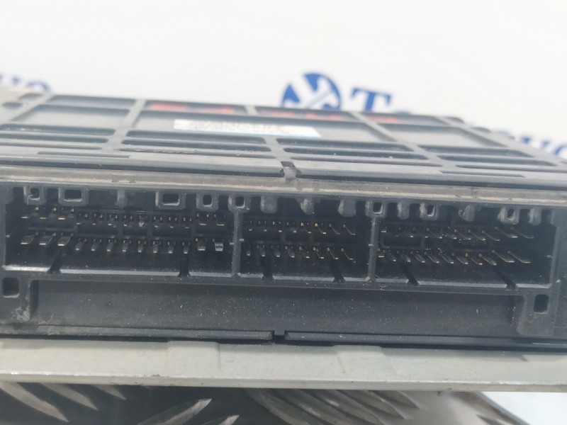 Recambio de modulo electronico para mitsubishi montero (v60/v70) referencia OEM IAM MR593604  G1T30590H