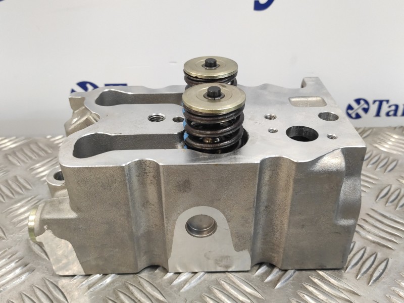 Recambio de culata para alfa romeo 164 referencia OEM IAM 60510119 AMC 908186