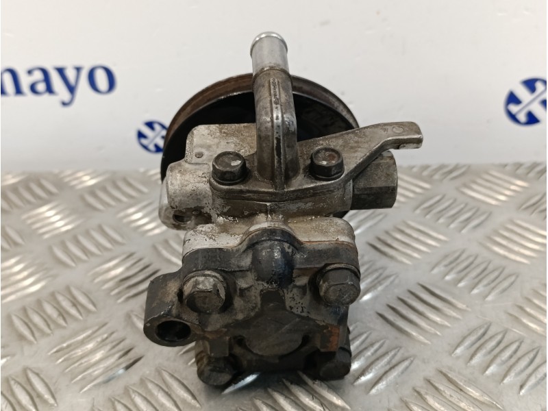 Recambio de bomba direccion para hyundai elantra (xd) 1.6 16v cat referencia OEM IAM 571002D050  
