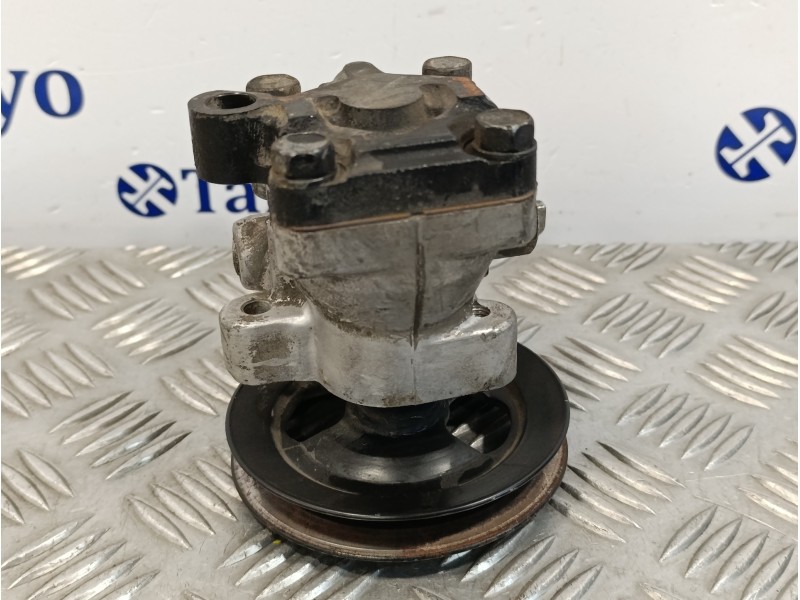 Recambio de bomba direccion para hyundai elantra (xd) 1.6 16v cat referencia OEM IAM 571002D050  