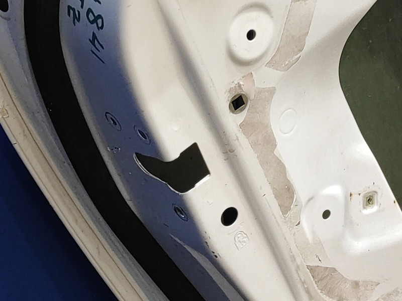 Recambio de puerta trasera izquierda para opel astra j lim. enjoy referencia OEM IAM   