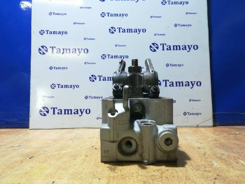 Recambio de culatin para jeep gr.cherokee (wj/wg) 3.1 td cat referencia OEM IAM 04883416AA  