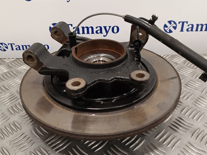 Recambio de mangueta trasera derecha para mercedes-benz vito tourer (447) 2.1 cdi cat referencia OEM IAM A447357  