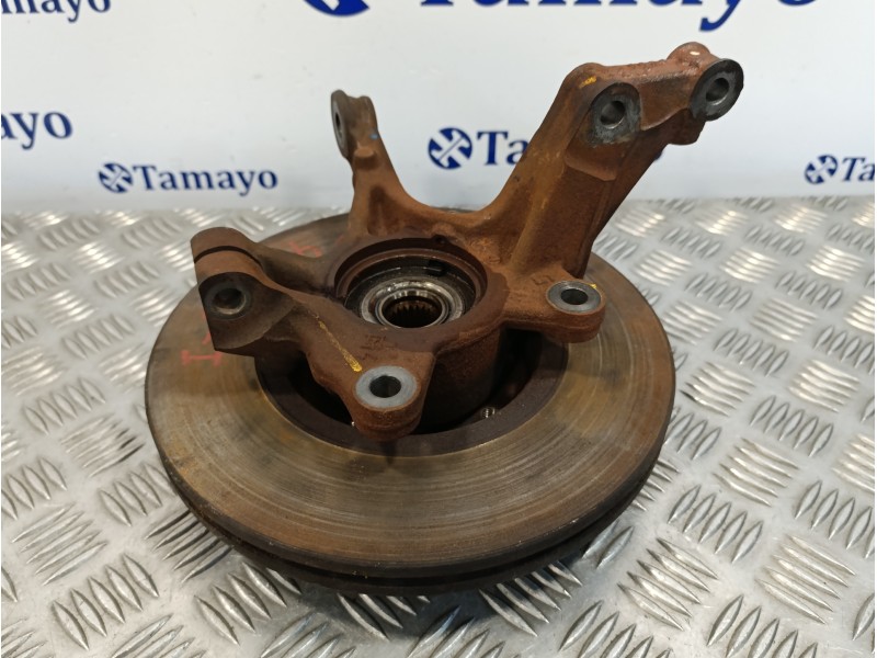 Recambio de mangueta delantera izquierda para dacia sandero stepway essential referencia OEM IAM   