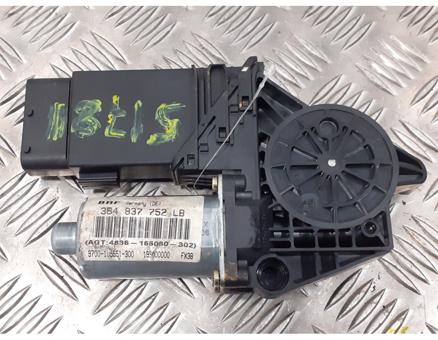 Recambio de motor elevalunas delantero derecho para volkswagen passat variant (3b6) 1.9 tdi referencia OEM IAM 3B4837752LB 97001
