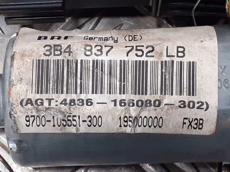 Recambio de motor elevalunas delantero derecho para volkswagen passat variant (3b6) 1.9 tdi referencia OEM IAM 3B4837752LB 97001