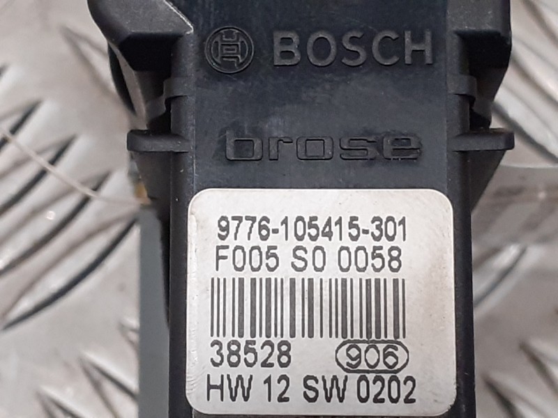 Recambio de motor elevalunas delantero derecho para volkswagen passat variant (3b6) 1.9 tdi referencia OEM IAM 3B4837752LB 97001