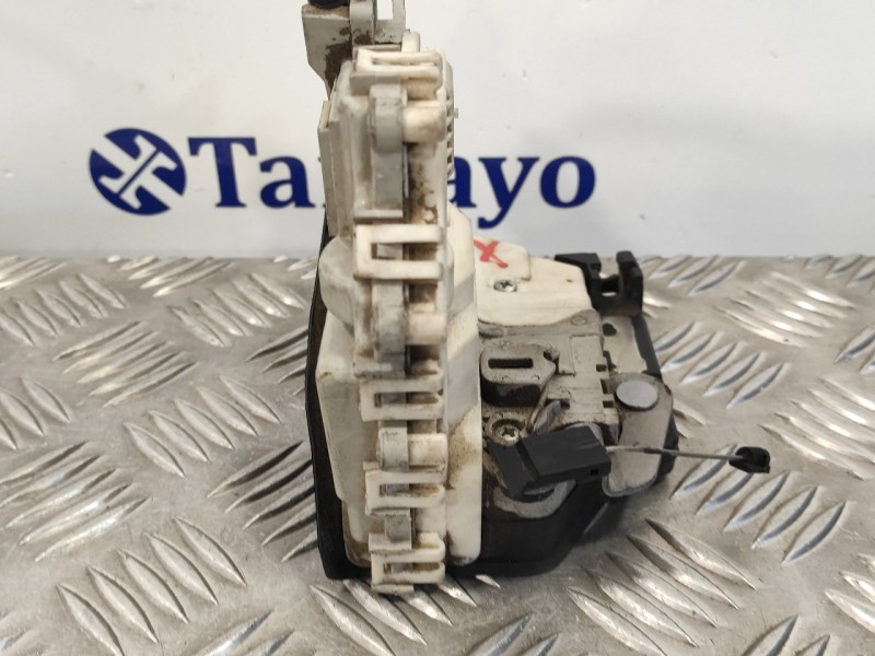 Recambio de cerradura puerta trasera derecha para seat altea xl (5p5) 1.6 tdi referencia OEM IAM 5P0839012B  