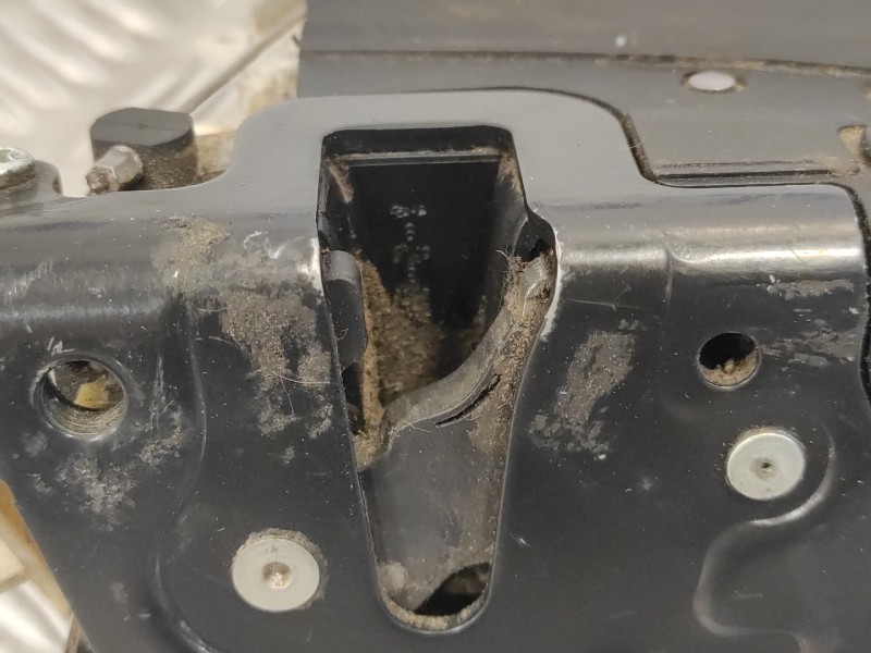 Recambio de cerradura puerta trasera derecha para seat altea xl (5p5) 1.6 tdi referencia OEM IAM 5P0839012B  