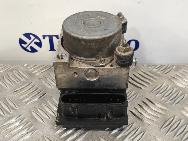 Recambio de abs para dacia sandero 1.2 16v cat referencia OEM IAM 0265232718 0265801018 476604621R