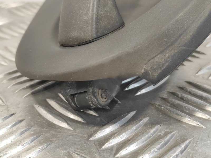 Recambio de maneta exterior delantera derecha para smart fortwo coupe 0.8 cdi referencia OEM IAM A4517200275  