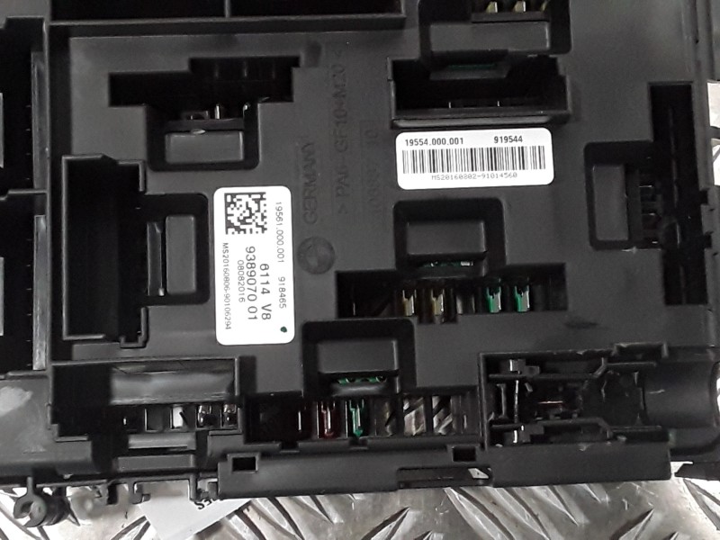 Recambio de caja reles / fusibles para bmw serie 3 lim. (f30) referencia OEM IAM 938907001  19561000001