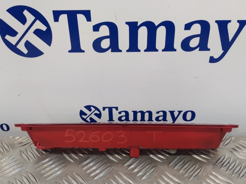 Recambio de luz central de freno para ford fiesta (cb1) 1.25 16v cat referencia OEM IAM 8A6113A613AB  