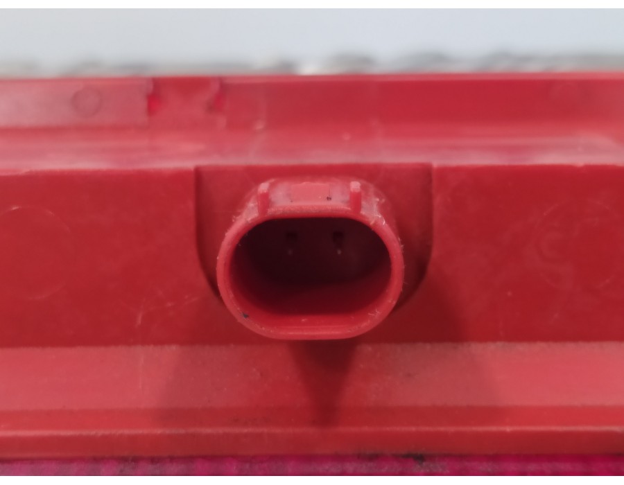 Recambio de luz central de freno para ford fiesta (cb1) 1.25 16v cat referencia OEM IAM 8A6113A613AB  