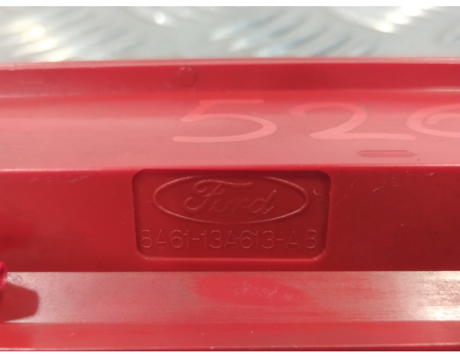 Recambio de luz central de freno para ford fiesta (cb1) 1.25 16v cat referencia OEM IAM 8A6113A613AB  