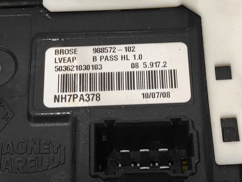 Recambio de elevalunas delantero derecho para renault laguna iii laguna iii referencia OEM IAM 807300002R 503621030103 978932100