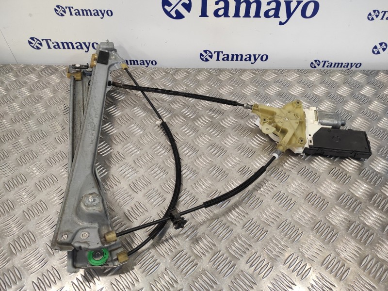 Recambio de elevalunas delantero derecho para renault laguna iii laguna iii referencia OEM IAM 807300002R 503621030103 978932100