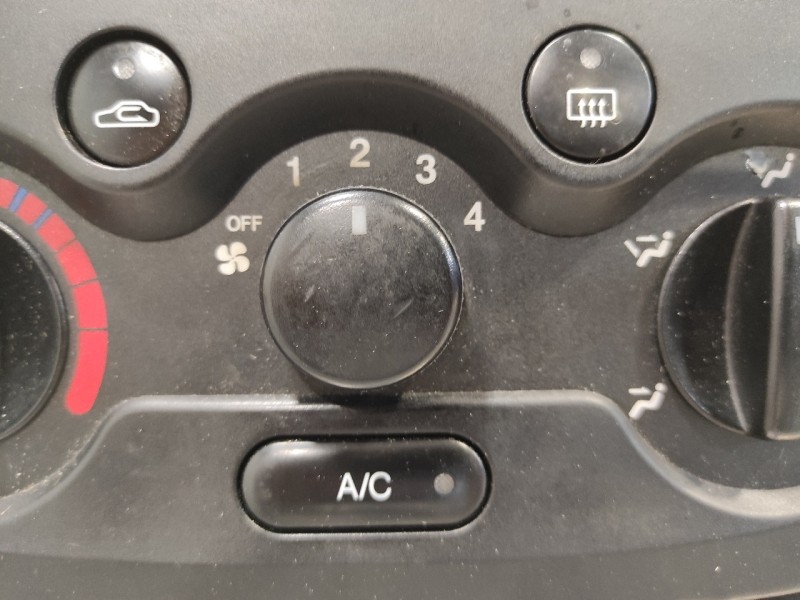 Recambio de mando calefaccion / aire acondicionado para daewoo kalos 1.4 cat referencia OEM IAM   