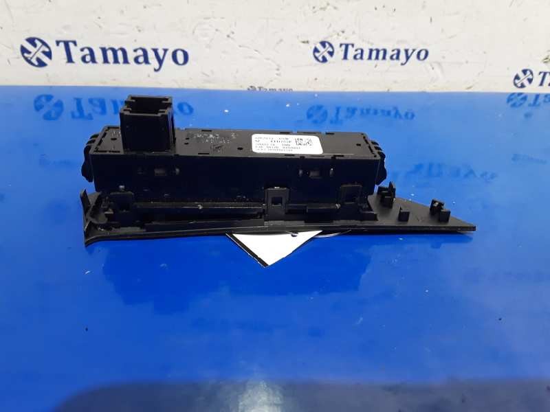 Recambio de mando multifuncion para bmw serie 3 touring (f31) 2.0 16v turbodiesel referencia OEM IAM 925291203K 901208230003 165