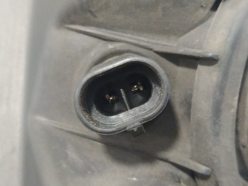 Recambio de faro derecho para opel zafira a 2.0 dti referencia OEM IAM 90582022  67716821