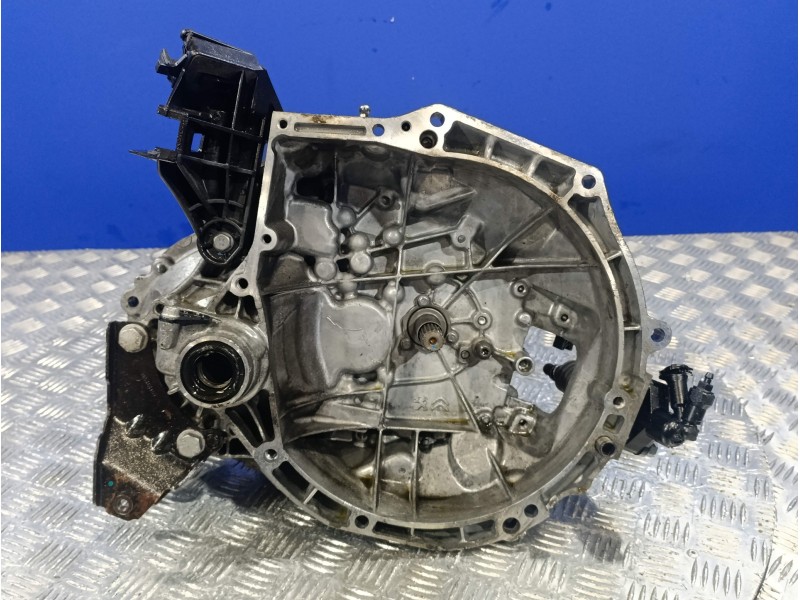 Recambio de caja cambios para citroën c3 aircross referencia OEM IAM 20A703  