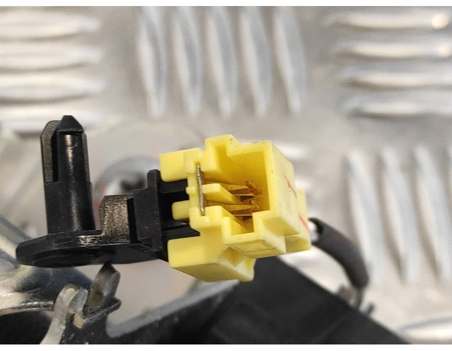 Recambio de cinturon seguridad trasero derecho para mercedes-benz clase r (w251) 3.0 cdi cat referencia OEM IAM   