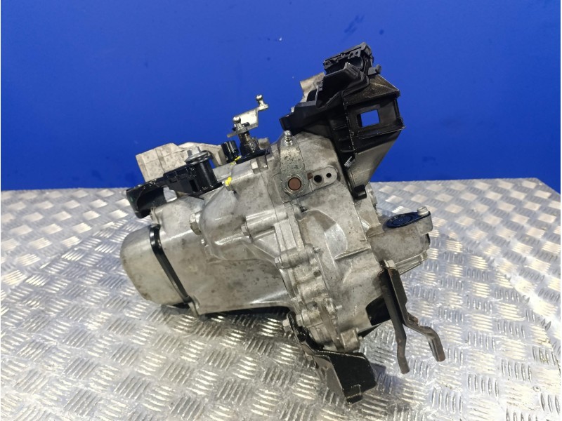 Recambio de caja cambios para citroën c3 aircross referencia OEM IAM 20A703  