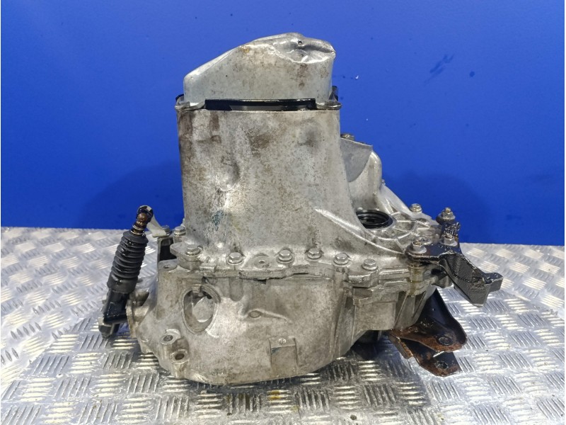 Recambio de caja cambios para citroën c3 aircross referencia OEM IAM 20A703  
