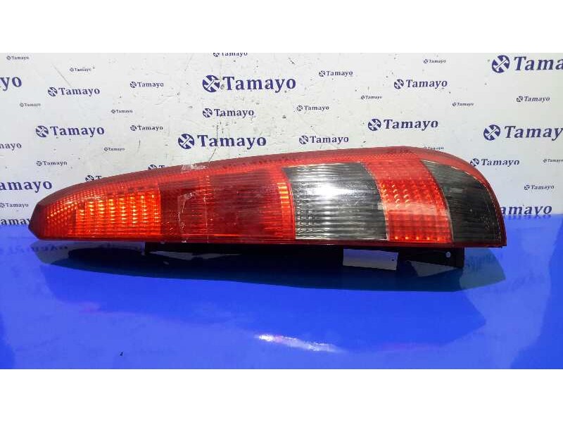 Recambio de piloto trasero derecho para ford fiesta (cbk) 1.3 cat referencia OEM IAM 2S6113A602B  