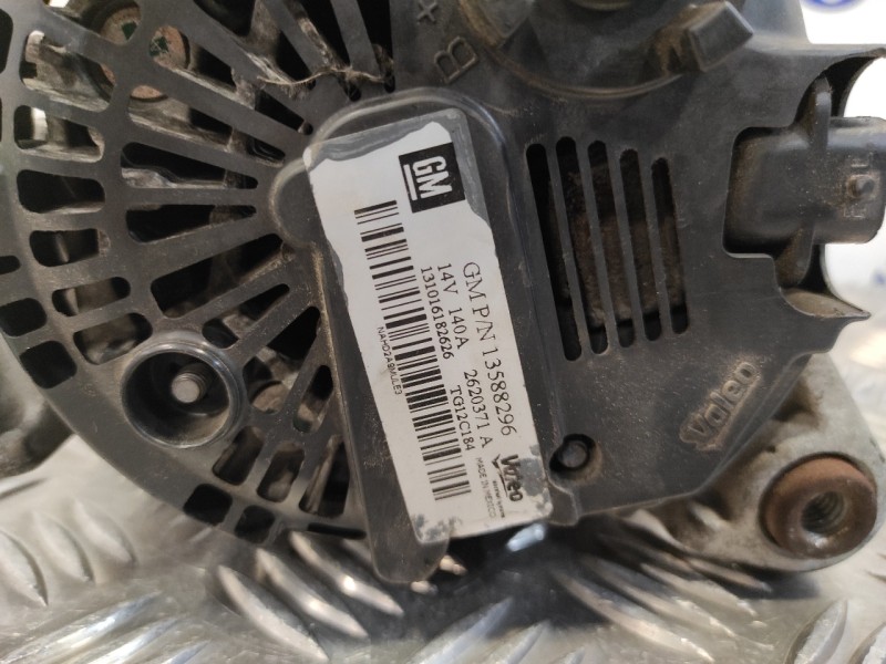Recambio de alternador para opel corsa d 1.4 16v cat (a 14 xer / ldd) referencia OEM IAM 13588296  2620371A